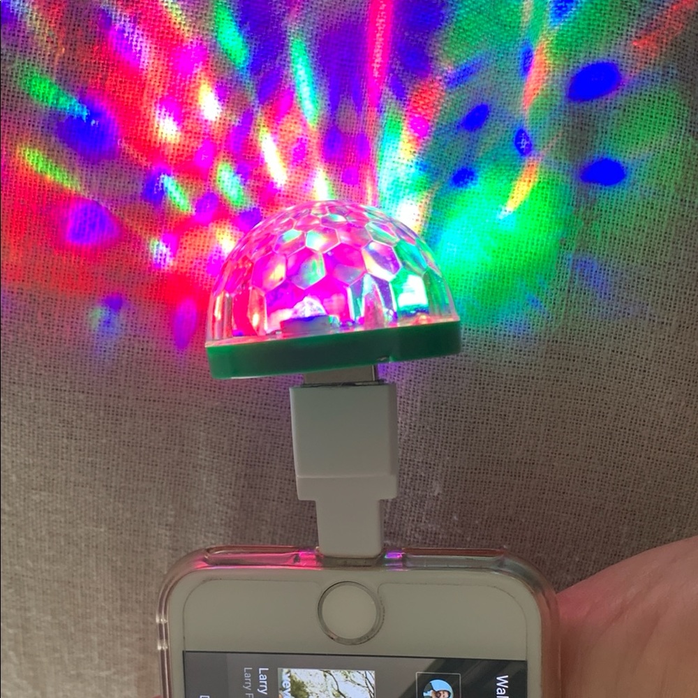 (1) Disco / Kaleidoscope Ball Light for iPhone, Android, or Computer. NIB!